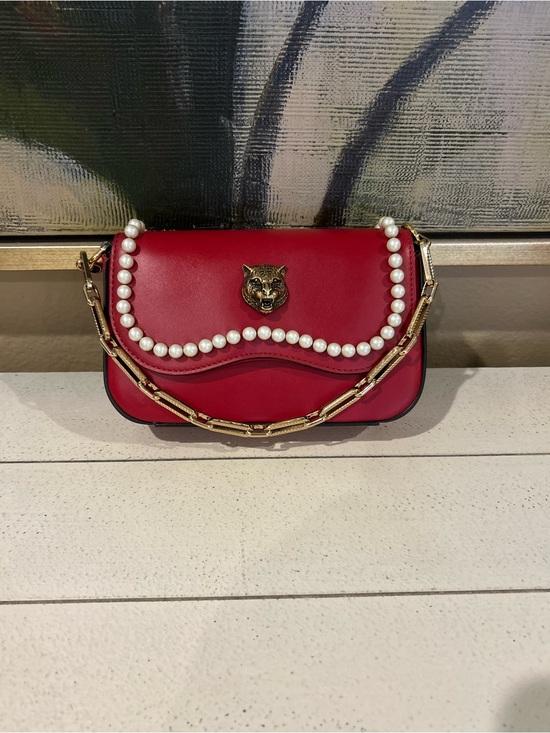 Gucci Handbags - Gucci Broadway Tiger Head Shoulder Bag